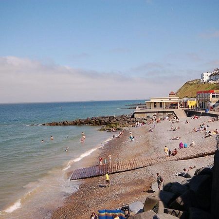 4 Seaview Villa Sheringham Exterior photo