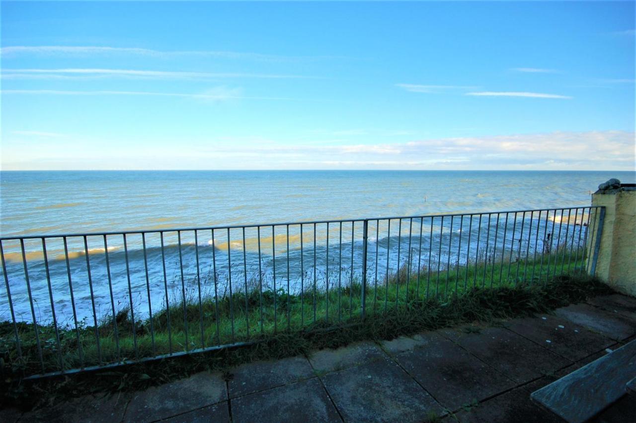 4 Seaview Villa Sheringham Exterior photo